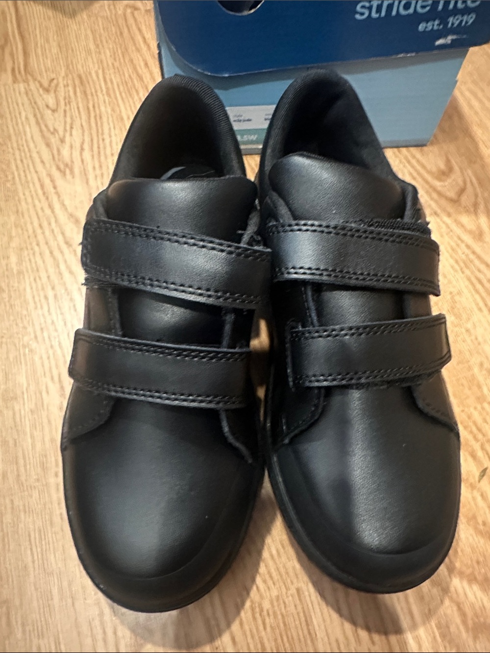 Stride Ride WIDE uniform shoes - Jude made2play